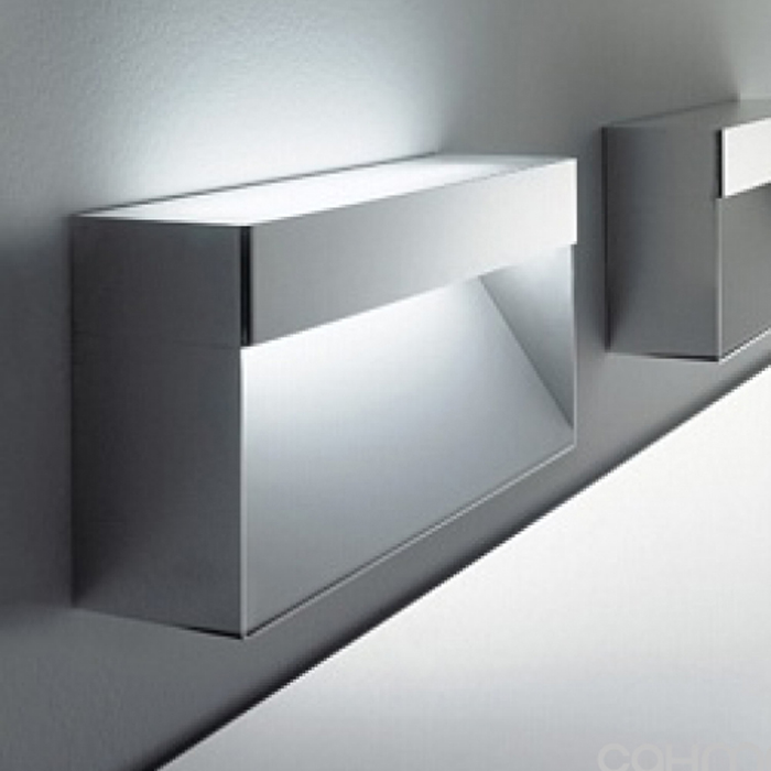 Agape 369 Настенный светильник 24x9x15 см, цвет: полированный